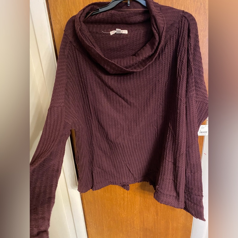 Free People Juicy Tulip back Size Large Color is Date Night Red $88 - Picture 9 of 11